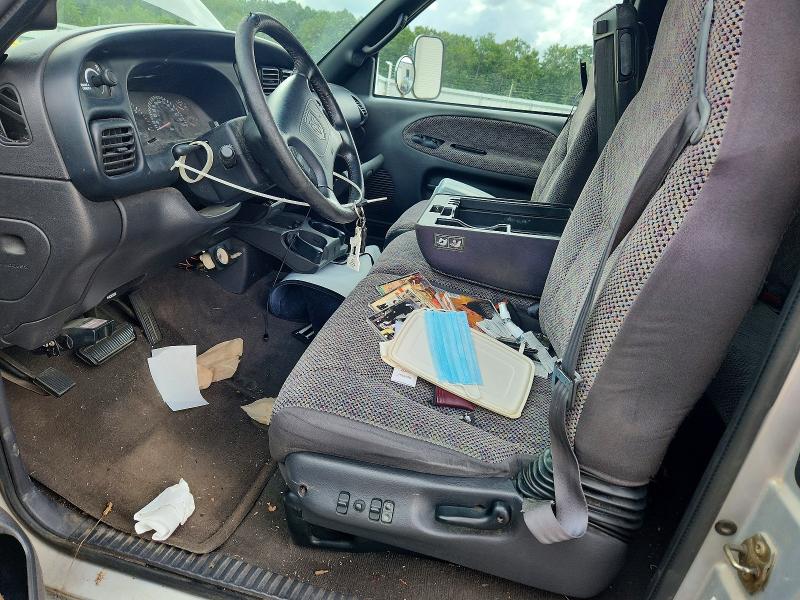 60719416 :رقم المزاد ، 1B7MC3369WJ230780 vin ، 1998 Dodge Ram 3500 مزاد بيع