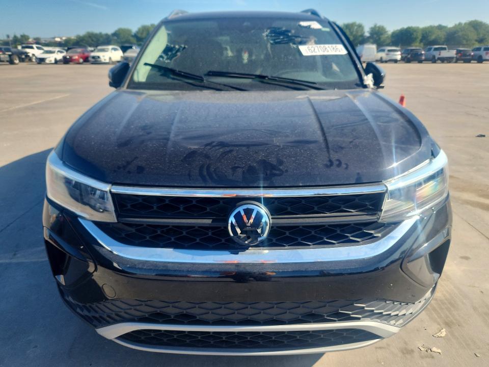Продаж на аукціоні авто 2023 Volkswagen Taos, vin: 3VVEX7B24PM372183, номер лоту: 62708186