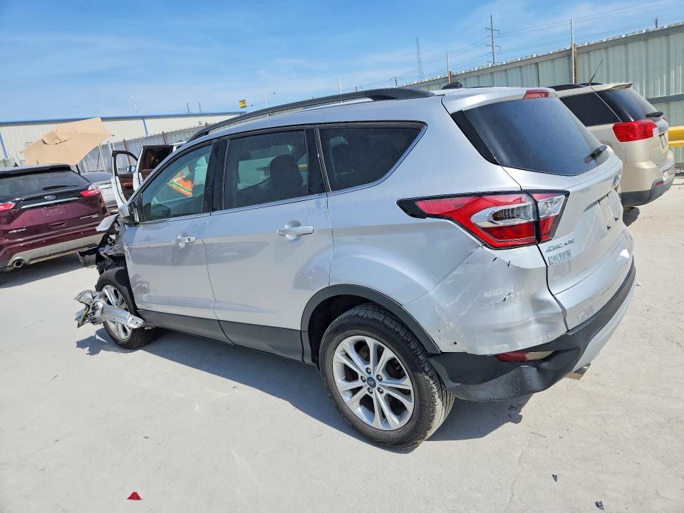 Продаж на аукціоні авто 2018 Ford Escape, vin: 1FMCU0G92JUB49733, номер лоту: 62742456