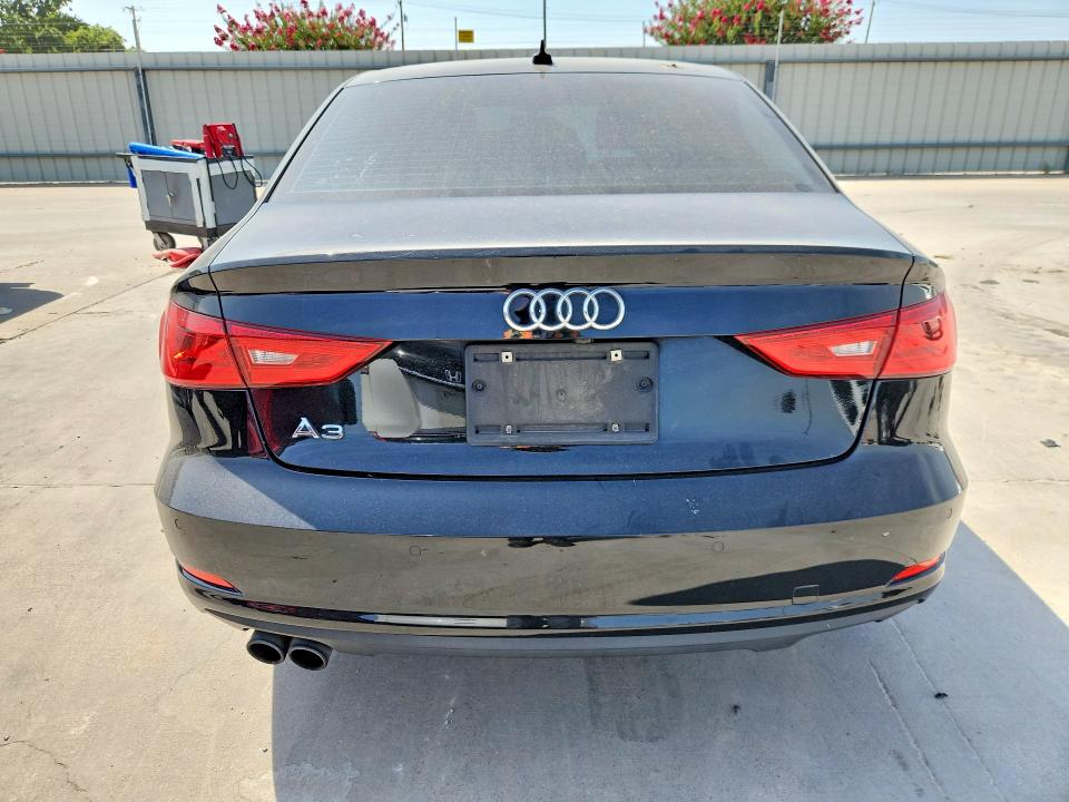 Продаж на аукціоні авто 2016 Audi A3, vin: WAUA7GFF6G1057731, номер лоту: 62531816