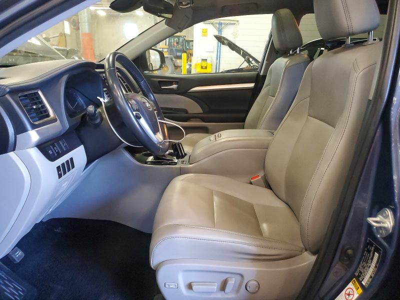 60934686 :رقم المزاد ، 5TDJZRFHXKS708977 vin ، 2019 Toyota Highlander مزاد بيع