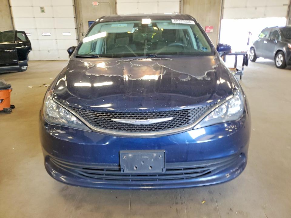 60389006 :رقم المزاد ، 2C4RC1DG8HR522212 vin ، 2017 Chrysler Pacifica مزاد بيع