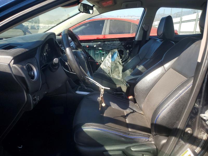 63015596 :رقم المزاد ، 5YFBURHE5JP847671 vin ، 2018 Toyota Corolla مزاد بيع