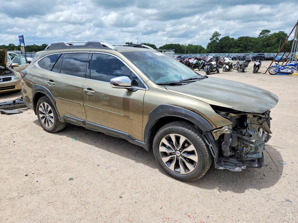 60498226 :رقم المزاد ، 4S4BTGPD2R3216781 vin ، 2024 Subaru Outback مزاد بيع