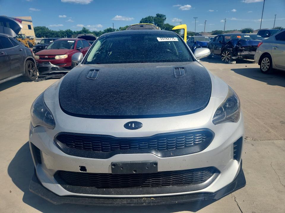 2018 Kia Stinger მანქანა იყიდება აუქციონზე, vin: KNAE25LAXJ6015375, აუქციონის ნომერი: 59782776