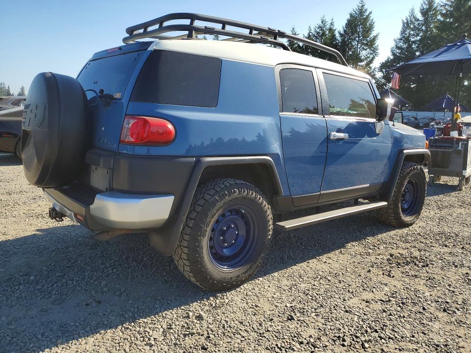 Продажа на аукционе авто 2011 Toyota Fj Cruiser, vin: JTEBU4BF8BK106429, номер лота: 60757686