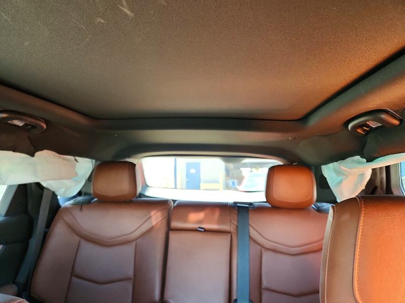 60123996 :رقم المزاد ، 1GYKNCRS5LZ205176 vin ، 2020 Cadillac Xt5 مزاد بيع