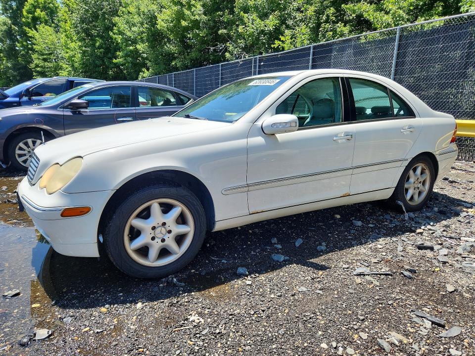 Продаж на аукціоні авто 2002 Mercedes-benz C, vin: WDBRF61J72F242055, номер лоту: 62030846