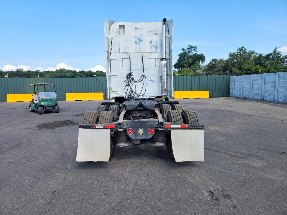 Продаж на аукціоні авто 2002 Freightliner Conventional, vin: 1FUJBBCG62LG28029, номер лоту: 61949196