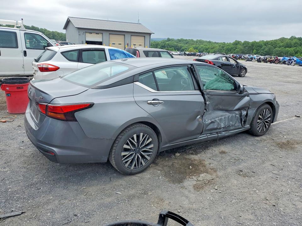 Auction sale of the 2023 Nissan Altima, vin: 1N4BL4DV0PN333928, lot number: 60044136