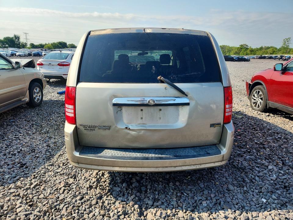 Auction sale of the 2008 Chrysler Town & Country, vin: 2A8HR44HX8R743386, lot number: 62067136