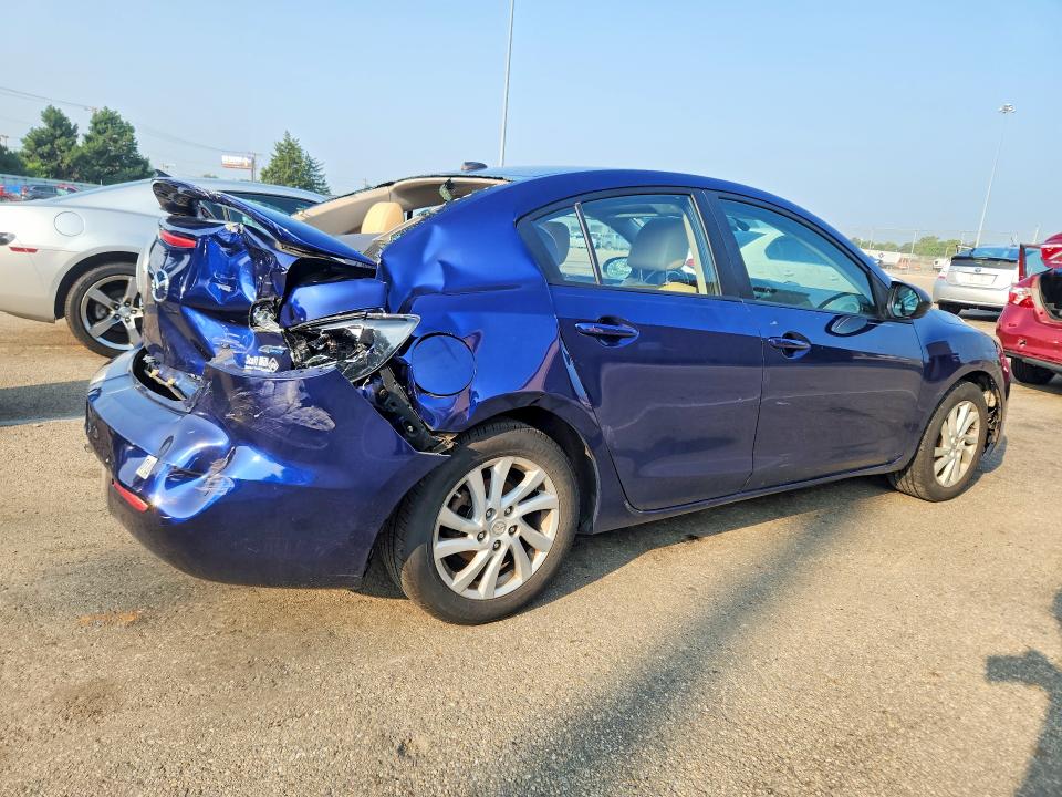 2012 Mazda 3 მანქანა იყიდება აუქციონზე, vin: JM1BL1W78C1602282, აუქციონის ნომერი: 61757136