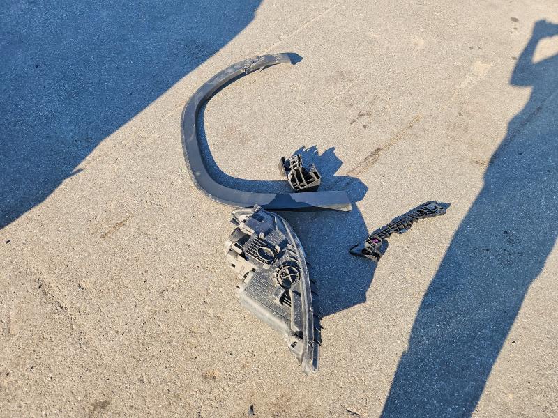 2021 Volkswagen Atlas მანქანა იყიდება აუქციონზე, vin: 1V2KR2CA3MC608919, აუქციონის ნომერი: 60553566