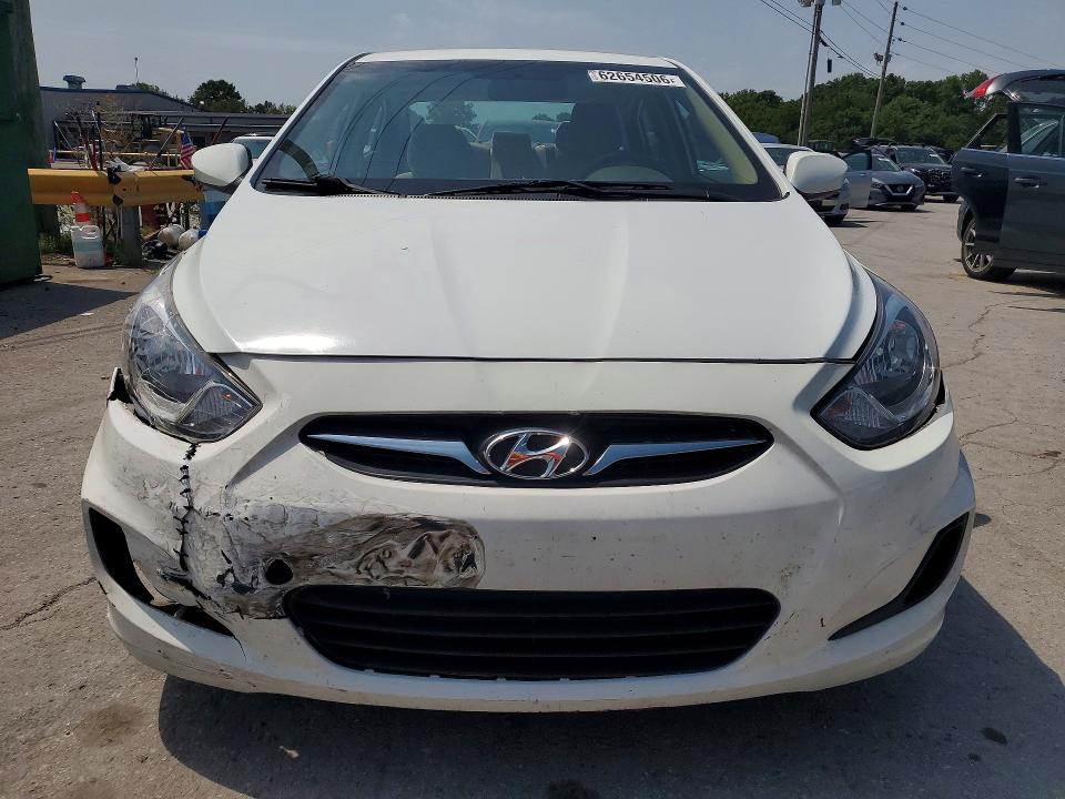62654506 :رقم المزاد ، KMHCT4AE0DU496028 vin ، 2013 Hyundai Accent مزاد بيع