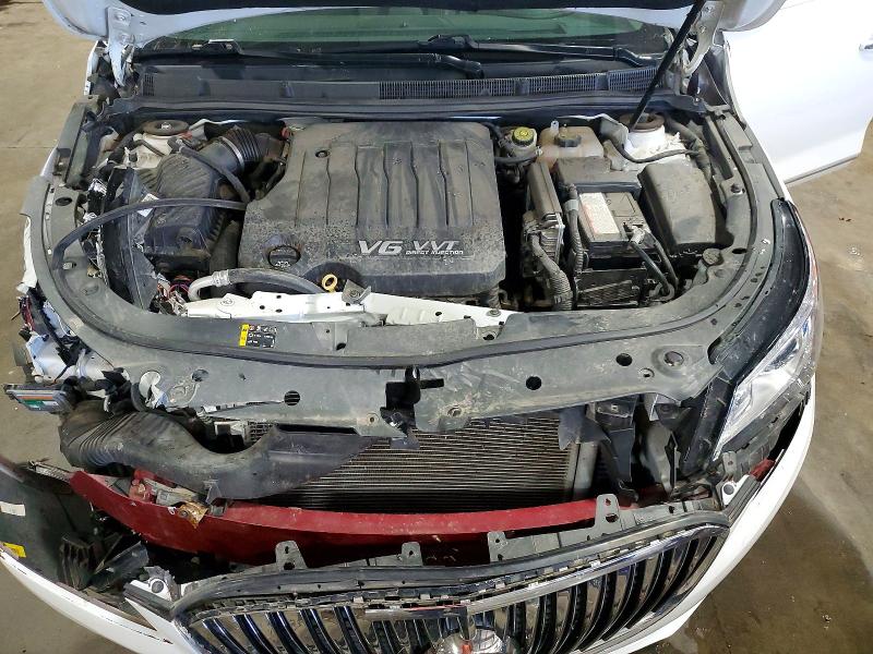 60583806 :رقم المزاد ، 1G4GB5G34FF326326 vin ، 2015 Buick Lacrosse مزاد بيع