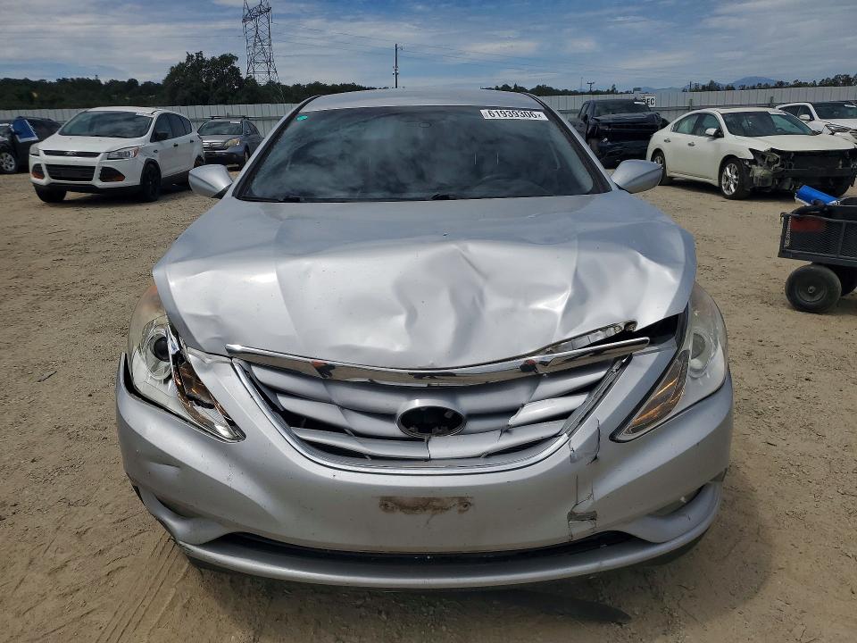 61939306 :رقم المزاد ، 5NPEB4AC0DH771969 vin ، 2013 Hyundai Sonata مزاد بيع