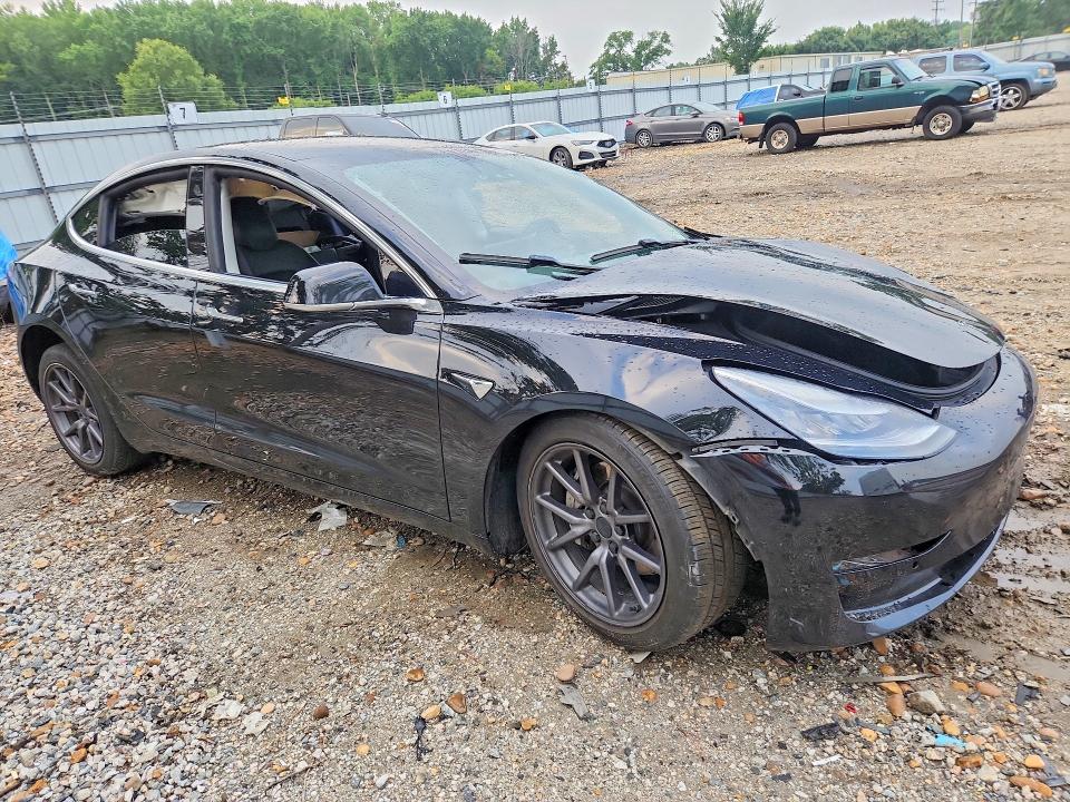 61777566 :رقم المزاد ، 5YJ3E1EA8LF590248 vin ، 2020 Tesla Model 3 مزاد بيع