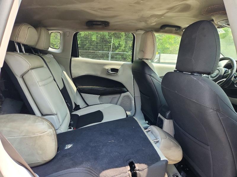 61079476 :رقم المزاد ، 3C4NJDBB8KT839666 vin ، 2019 Jeep Compass مزاد بيع