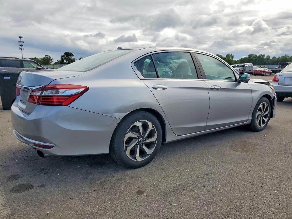 Продажа на аукционе авто 2016 Honda Accord, vin: 1HGCR2F04GA007013, номер лота: 63206156