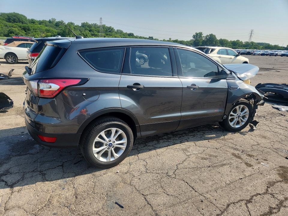 Продаж на аукціоні авто 2017 Ford Escape, vin: 1FMCU0F79HUE21236, номер лоту: 61909696