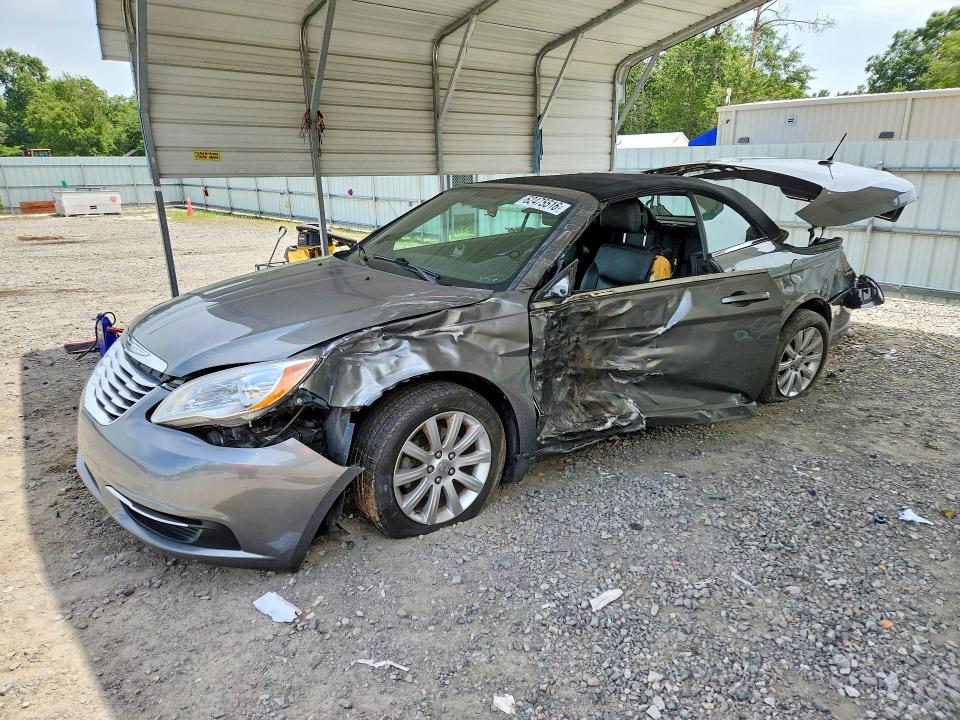 2013 Chrysler 200 მანქანა იყიდება აუქციონზე, vin: 1C3BCBEB9DN526629, აუქციონის ნომერი: 62475516