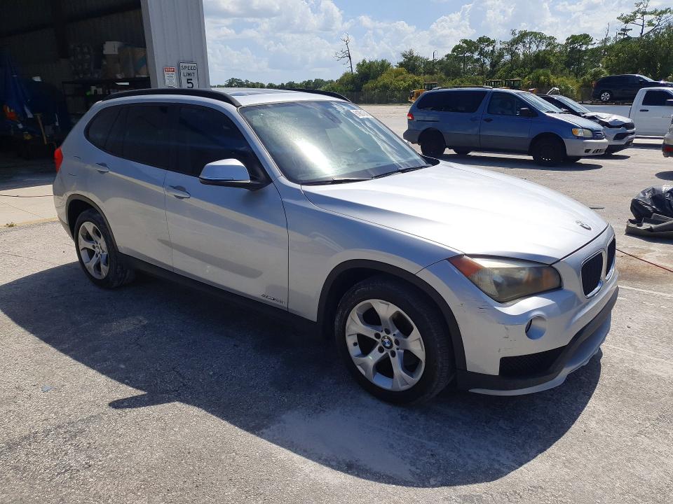 Продаж на аукціоні авто 2015 Bmw X1, vin: WBAVM1C54FV316422, номер лоту: 61861246