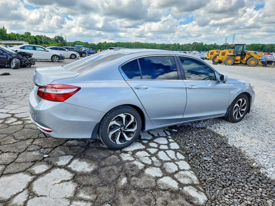 Auction sale of the 2016 Honda Accord, vin: 1HGCR2F85GA164300, lot number: 60547306