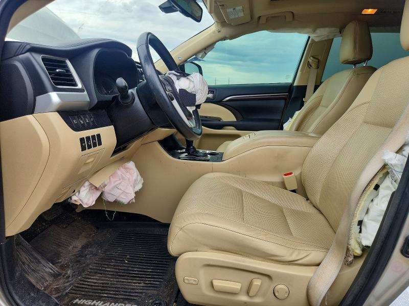 60618796 :رقم المزاد ، 5TDDKRFH8GS339321 vin ، 2016 Toyota Highlander مزاد بيع