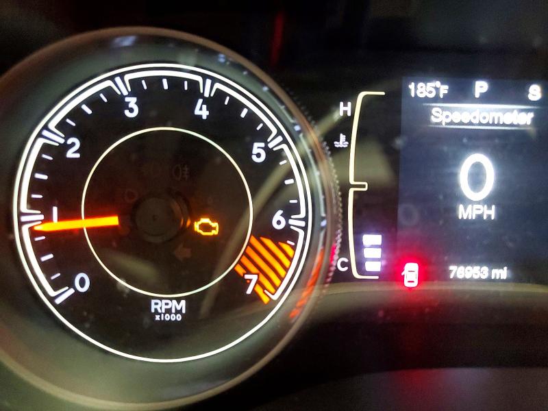 60004566 :رقم المزاد ، 1C4PJLAB8FW506369 vin ، 2015 Jeep Cherokee مزاد بيع