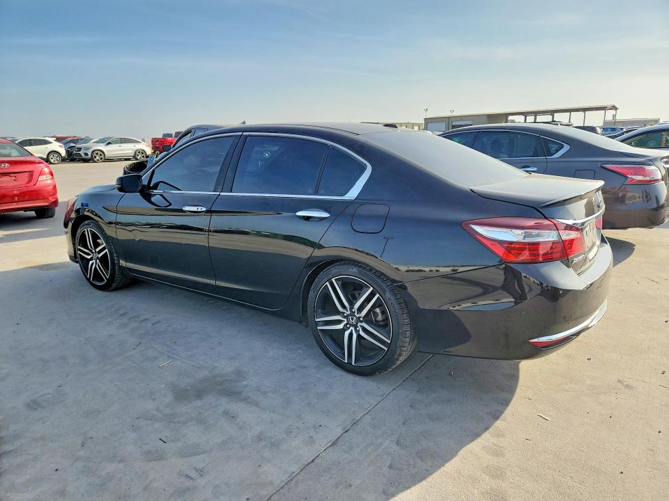 62991456 :رقم المزاد ، 1HGCR2F7XHA053301 vin ، 2017 Honda Accord مزاد بيع