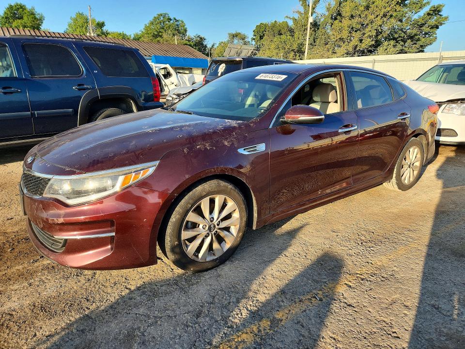 Auction sale of the 2016 Kia Optima, vin: 5XXGT4L32GG011013, lot number: 61873316