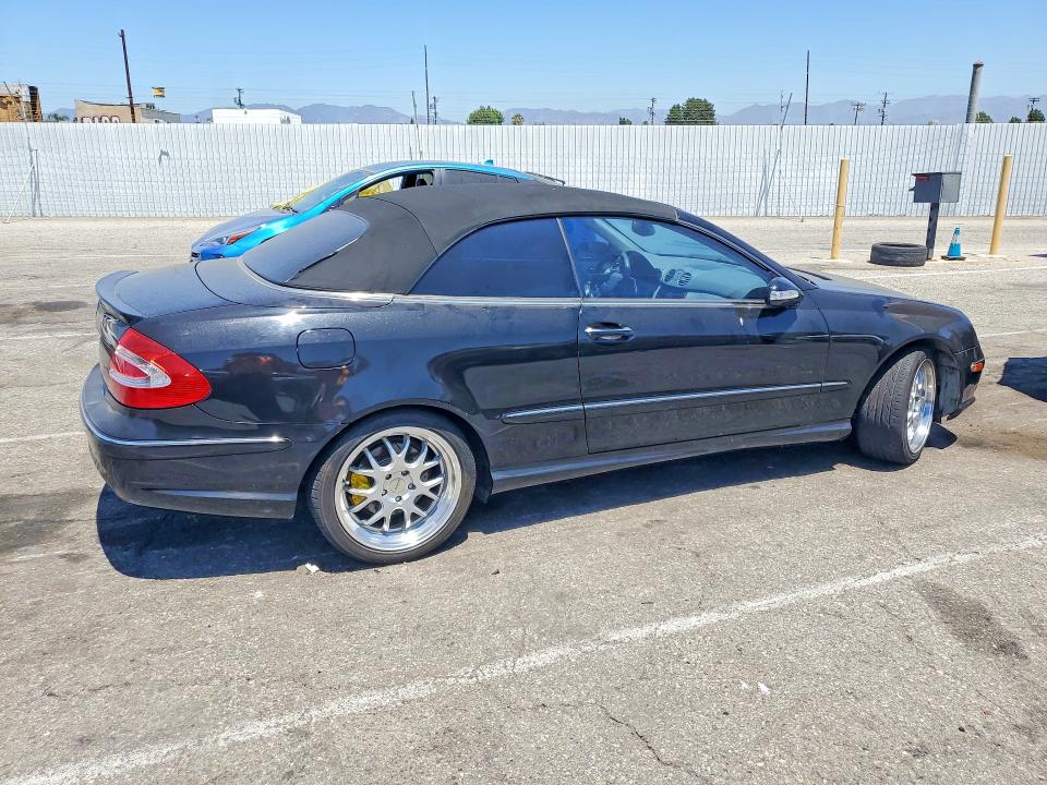 2005 Mercedes-benz Clk მანქანა იყიდება აუქციონზე, vin: WDBTK75J55F138170, აუქციონის ნომერი: 63473226