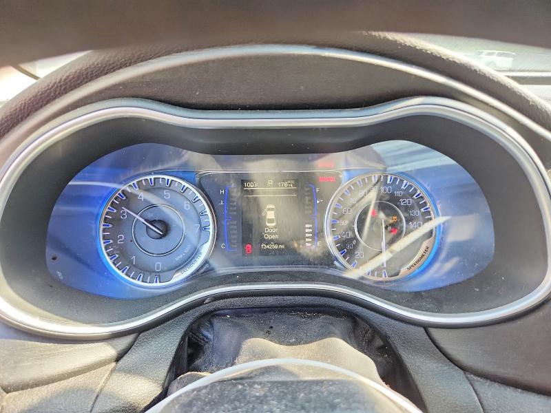Продаж на аукціоні авто 2016 Chrysler 200, vin: 1C3CCCFB7GN120054, номер лоту: 45607946