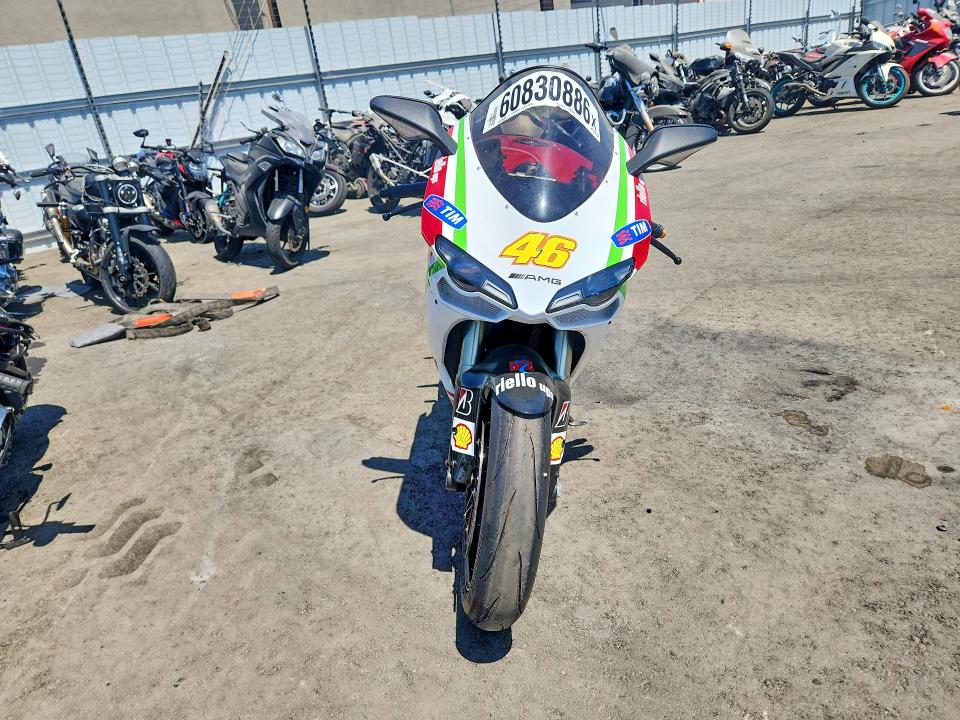 Продажа на аукционе авто 2012 Ducati Superbike, vin: ZDM1XBMV4CB021609, номер лота: 60830886
