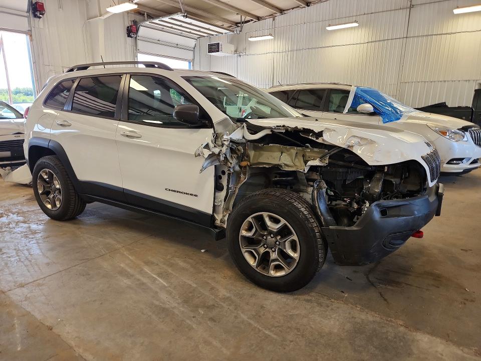 2019 Jeep Cherokee მანქანა იყიდება აუქციონზე, vin: 1C4PJMBX8KD483553, აუქციონის ნომერი: 62201836