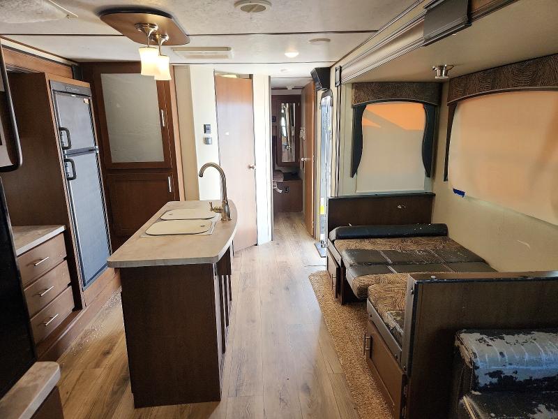 60927326 :رقم المزاد ، 5ZT2WCZB4KB401246 vin ، 2019 Forest River Wild343bik مزاد بيع