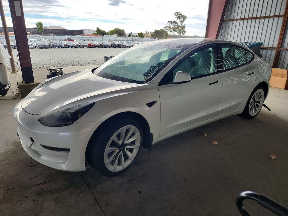 61618126 :رقم المزاد ، 5YJ3E1EA3MF089267 vin ، 2021 Tesla Model 3 مزاد بيع