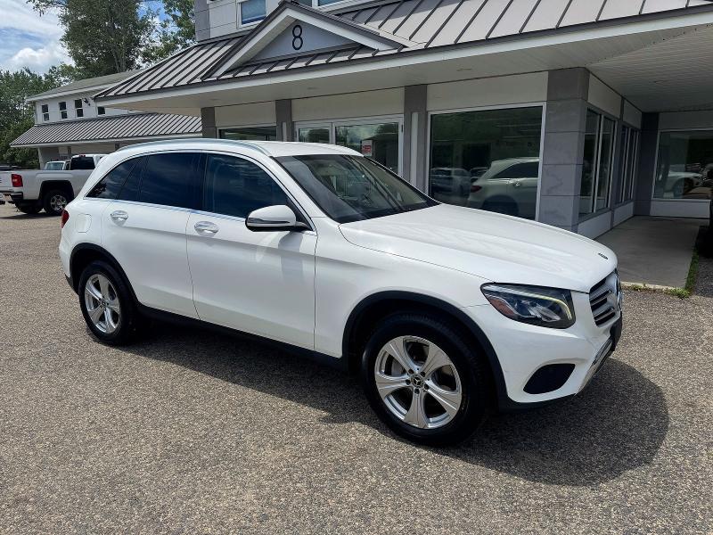 62469906 :رقم المزاد ، WDC0G4KB7HF242188 vin ، 2017 Mercedes-benz Glc مزاد بيع