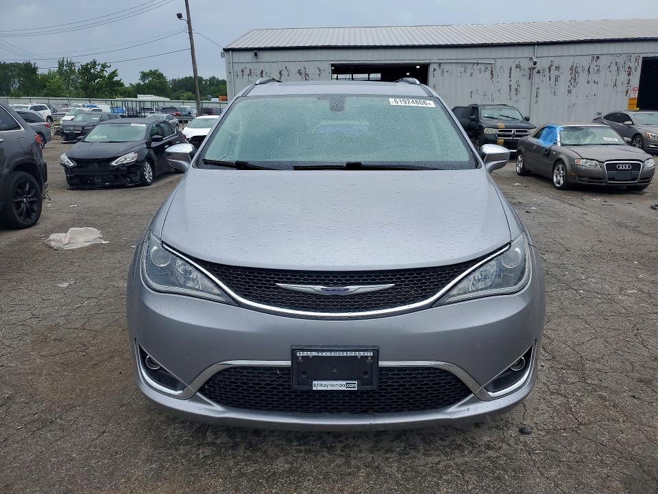 Продажа на аукционе авто 2019 Chrysler Pacifica, vin: 2C4RC1GG0KR702996, номер лота: 61924806