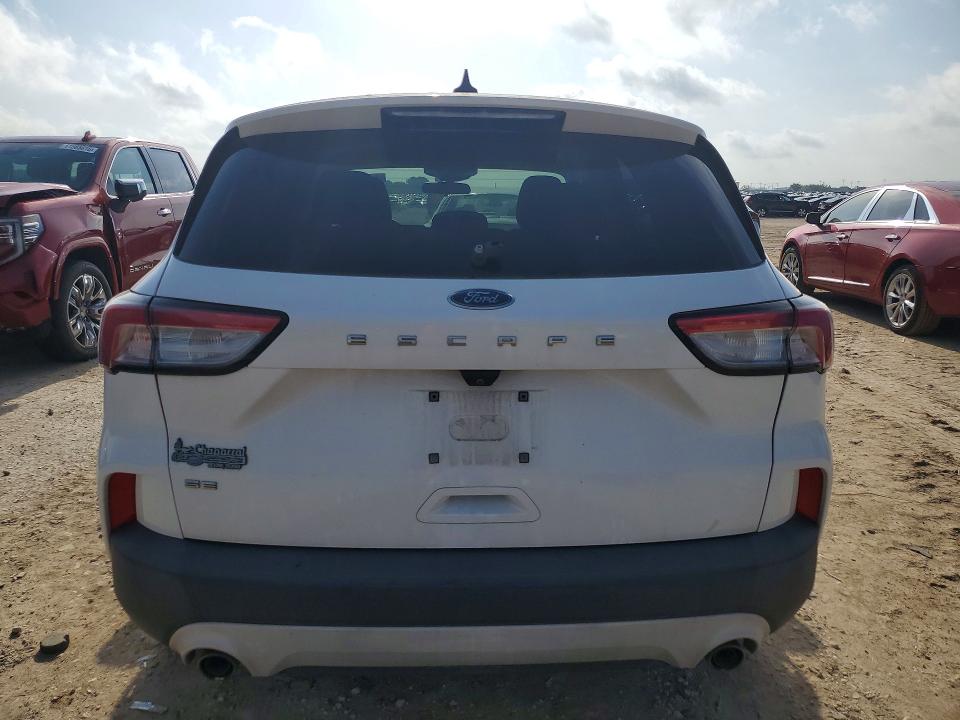 61881536 :رقم المزاد ، 1FMCU0G67MUA58791 vin ، 2021 Ford Escape مزاد بيع