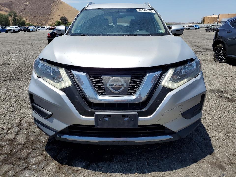 Продаж на аукціоні авто 2017 Nissan Rogue, vin: JN8AT2MT8HW396011, номер лоту: 61789776