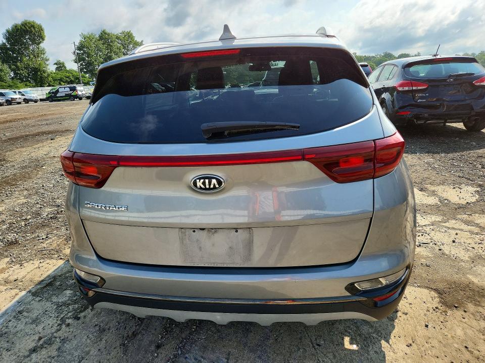 2021 Kia Sportage მანქანა იყიდება აუქციონზე, vin: KNDP6CAC0M7877933, აუქციონის ნომერი: 62644356
