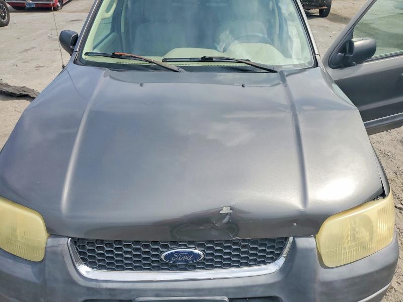 2004 Ford Escape მანქანა იყიდება აუქციონზე, vin: 1FMYU03114DA21123, აუქციონის ნომერი: 62191556