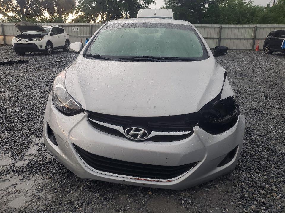 61765646 :رقم المزاد ، KMHDH4AE8CU252082 vin ، 2012 Hyundai Elantra مزاد بيع