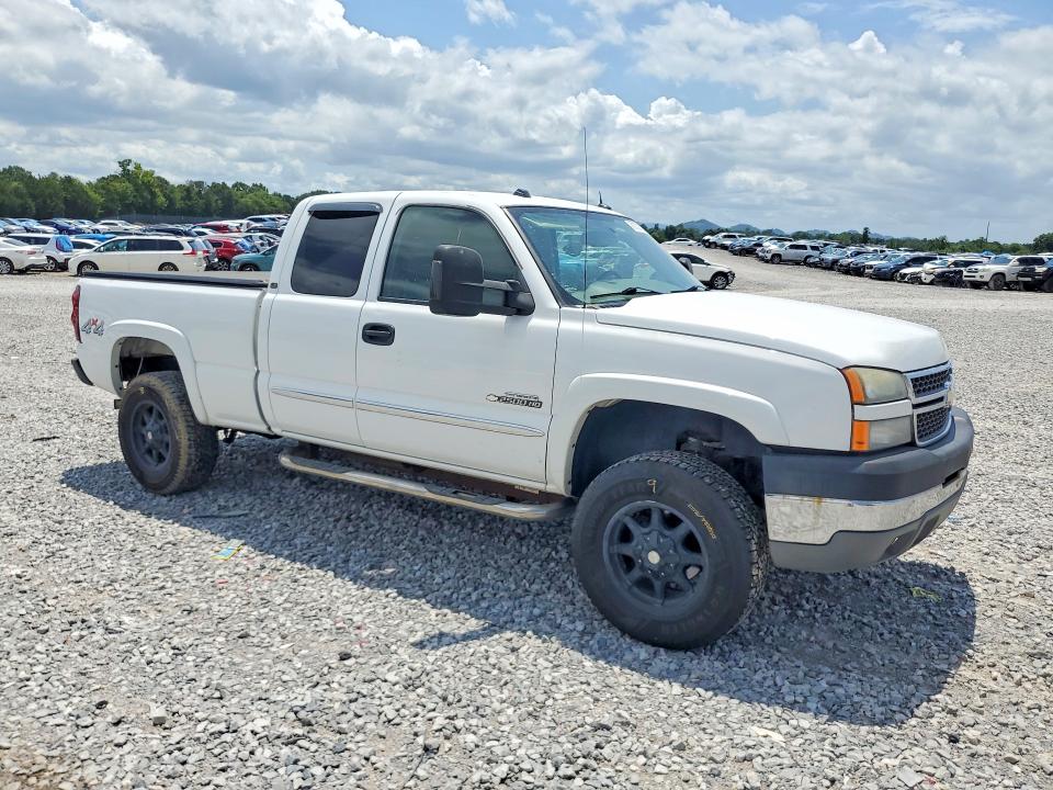 Продаж на аукціоні авто 2005 Chevrolet Silverado, vin: 1GCHK29G85E174580, номер лоту: 61821896