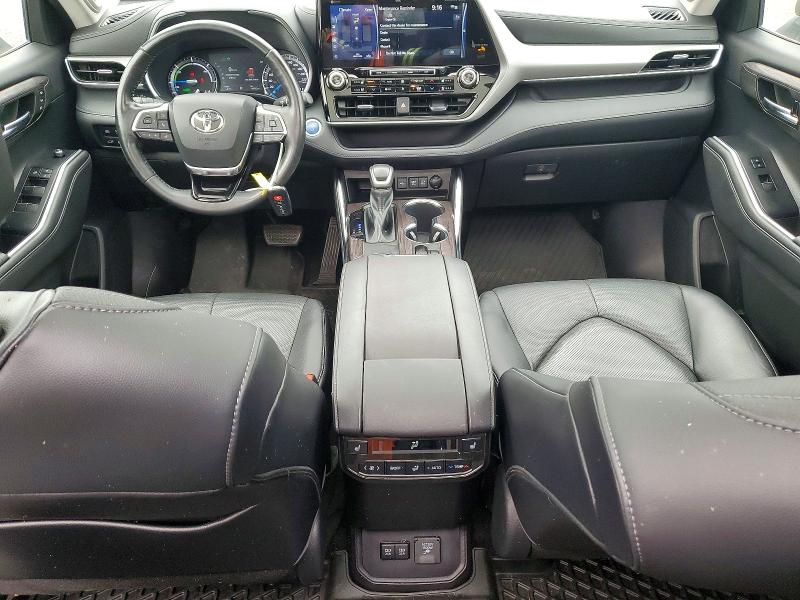 61002216 :رقم المزاد ، 5TDEBRCH2MS067952 vin ، 2021 Toyota Highlander مزاد بيع