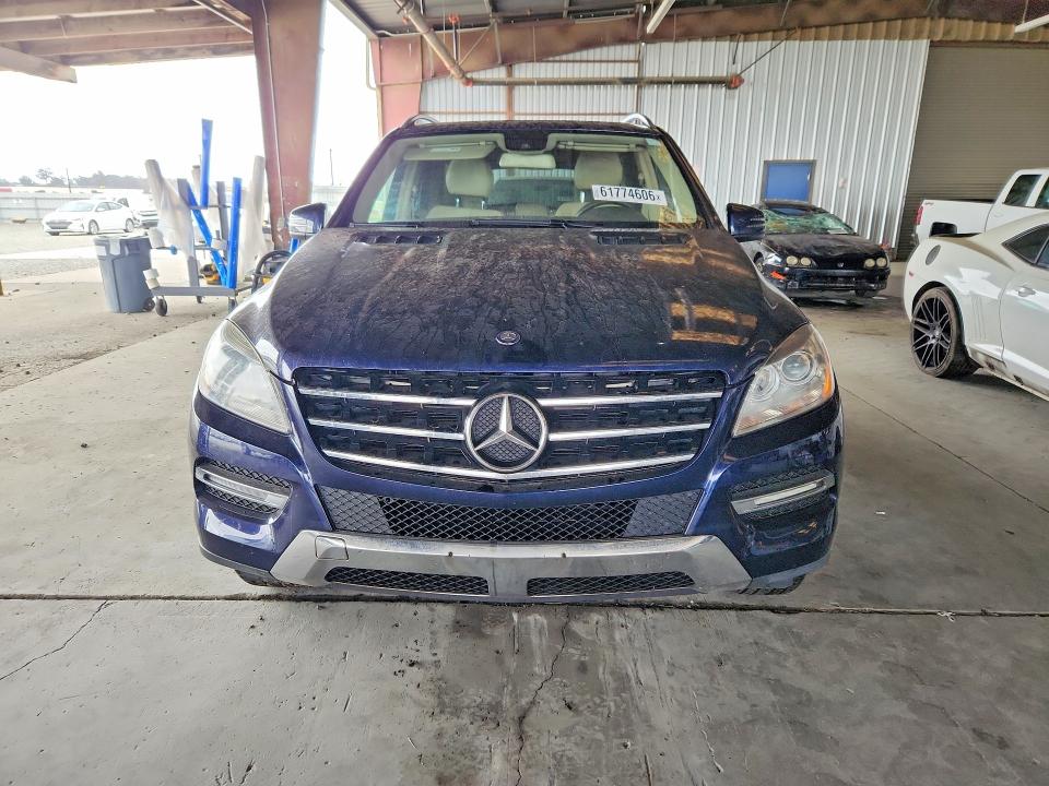 2014 Mercedes-benz Ml მანქანა იყიდება აუქციონზე, vin: 4JGDA5HB1EA338733, აუქციონის ნომერი: 61774606