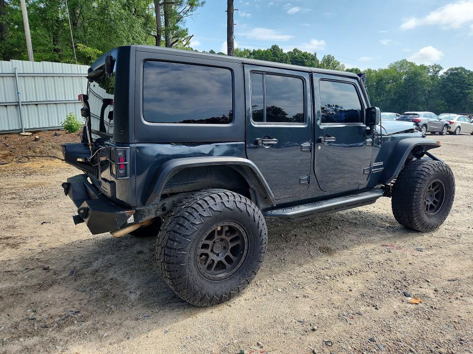 61116556 :رقم المزاد ، 1C4BJWDG6JL858962 vin ، 2018 Jeep Wrangler Unlimited مزاد بيع