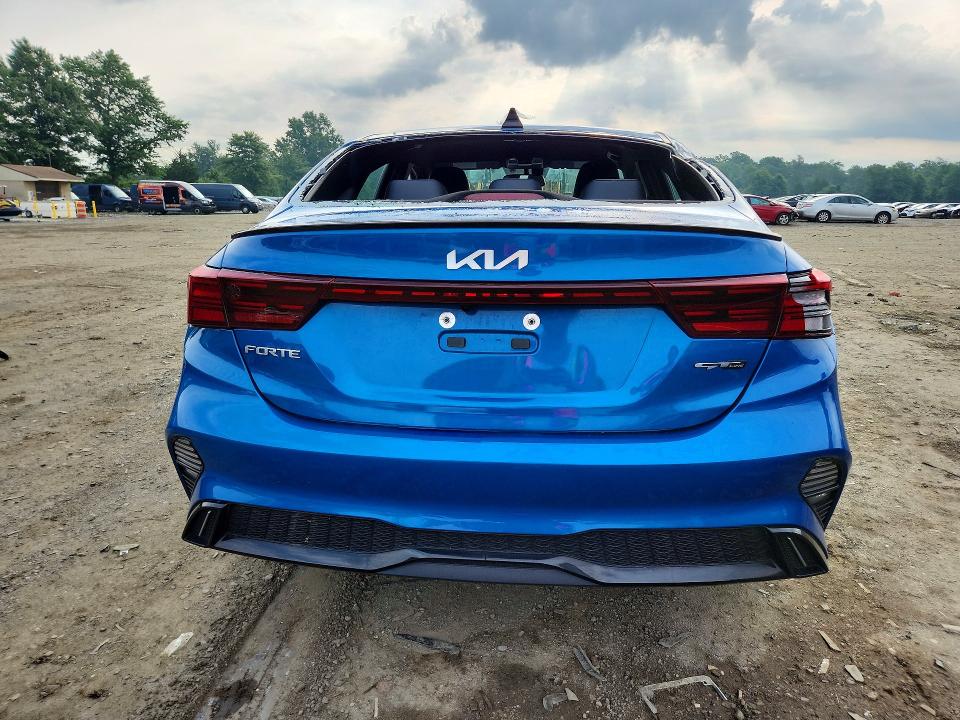 2022 Kia Forte მანქანა იყიდება აუქციონზე, vin: 3KPF54AD2NE473093, აუქციონის ნომერი: 60562646