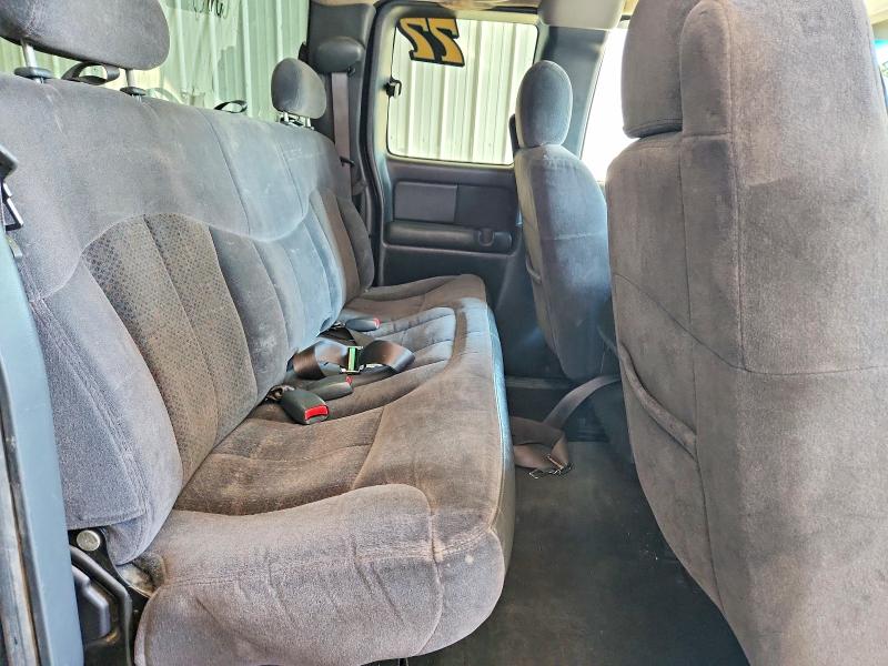 61022436 :رقم المزاد ، 2GCEC19V921282065 vin ، 2002 Chevrolet Silverado مزاد بيع